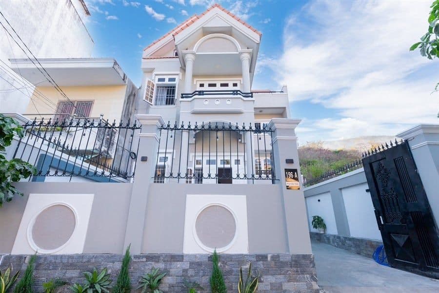 Villa 196A Phan Chu Trinh