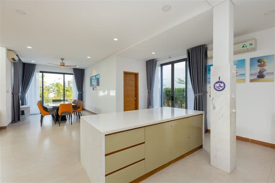 Villa R14 Aria Resort